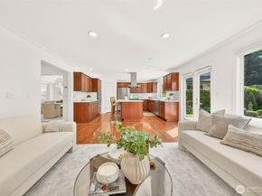 6831 117th Avenue NE, Kirkland WA 98033