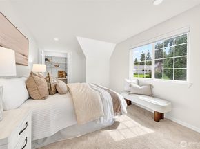 6831 117th Avenue NE, Kirkland WA 98033