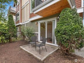 1137 26th Avenue, Seattle WA 98122
