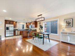 1137 26th Avenue, Seattle WA 98122