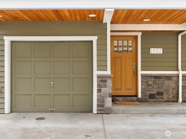 1137 26th Avenue, Seattle WA 98122
