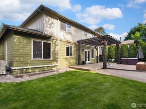 5944 26th Avenue SW, Seattle WA 98106