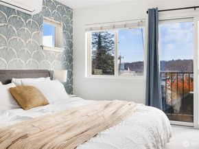 1231 6th Avenue N, Seattle WA 98109