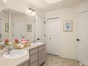 4416 239th Place SE, Bothell WA 98021