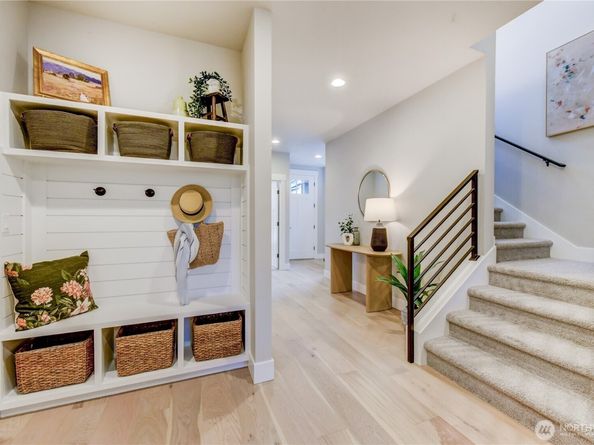 19229 Meridian Drive SE CW 14, Bothell WA 98012