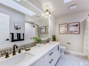19229 Meridian Drive SE CW 14, Bothell WA 98012