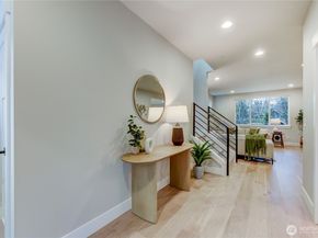 19229 Meridian Drive SE CW 14, Bothell WA 98012