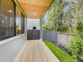 19229 Meridian Drive SE CW 14, Bothell WA 98012