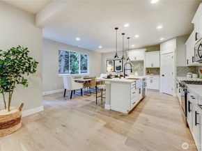 19229 Meridian Drive SE CW 14, Bothell WA 98012