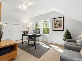 2514 Lake Park Drive S, Seattle WA 98144