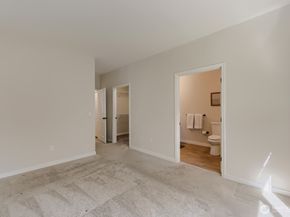 5400 Harbour Pointe Boulevard G104, Mukilteo WA 98275