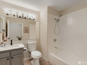5400 Harbour Pointe Boulevard G104, Mukilteo WA 98275