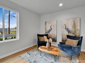 222 124th Street SW C2, Everett WA 98204