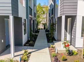 222 124th Street SW C2, Everett WA 98204