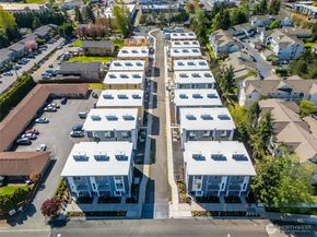 222 124th Street SW C2, Everett WA 98204