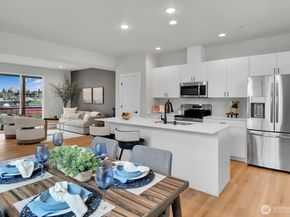 222 124th Street SW C2, Everett WA 98204