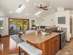 3824 S 348th Street, Auburn WA 98001