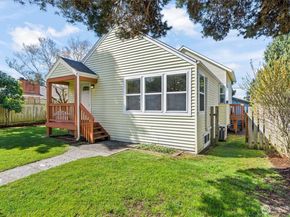 8109 15th Avenue SW, Seattle WA 98106