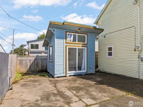 8109 15th Avenue SW, Seattle WA 98106