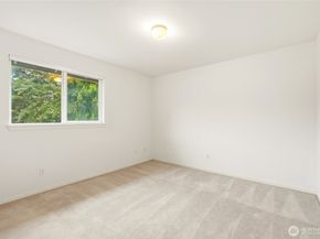 20037 139th Way SE, Kent WA 98042