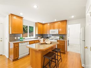 20037 139th Way SE, Kent WA 98042