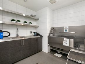 1321 Seneca Street 1708, Seattle WA 98101