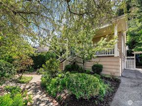2127 Boyer Avenue E, Seattle WA 98112