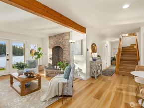 6518 NE Monte Vista Drive, Bainbridge Island WA 98110