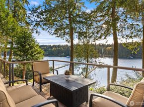 6518 NE Monte Vista Drive, Bainbridge Island WA 98110