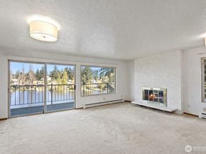 322 N 134th St 406, Seattle WA 98133