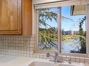 322 N 134th St 406, Seattle WA 98133