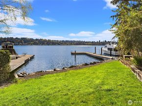2047 Killarney Way, Bellevue WA 98004