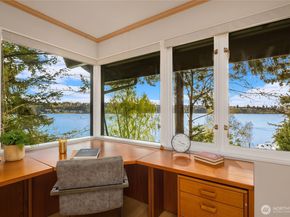 2047 Killarney Way, Bellevue WA 98004