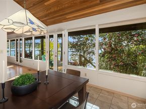 2047 Killarney Way, Bellevue WA 98004