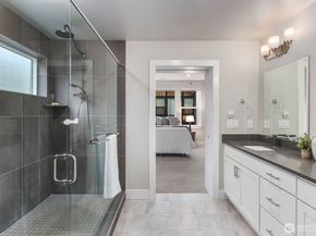 9608 NE 182nd Court A, Bothell WA 98011