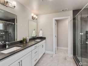 9608 NE 182nd Court A, Bothell WA 98011