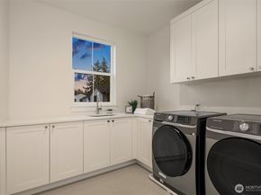 12105 NE 105th Street, Kirkland WA 98033