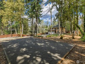 13430 Patriot Way SE, Renton WA 98059