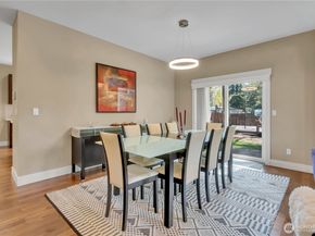 13430 Patriot Way SE, Renton WA 98059