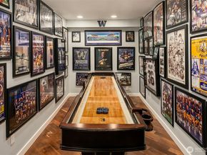 15803 81st Avenue NE, Kenmore WA 98028