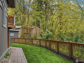 15803 81st Avenue NE, Kenmore WA 98028