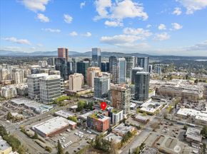 1085 103rd Avenue NE 311, Bellevue WA 98004