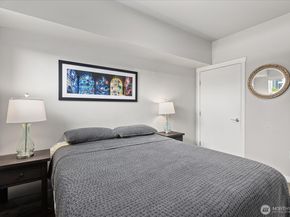 1085 103rd Avenue NE 311, Bellevue WA 98004