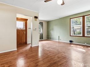 11653 Glendale Way S, Seattle WA 98168