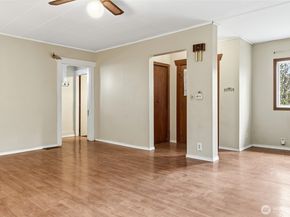 11653 Glendale Way S, Seattle WA 98168