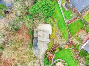 14142 97th Avenue NE, Kirkland WA 98034