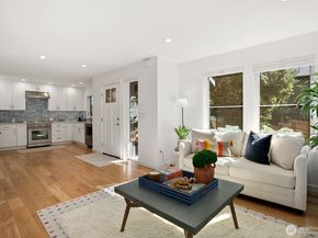10421 41st Avenue SW B, Seattle WA 98146