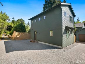 10421 41st Avenue SW B, Seattle WA 98146