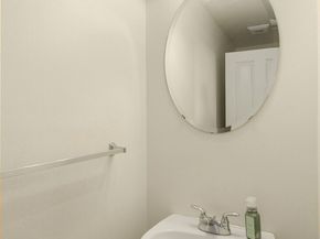 6895 Holly Park Drive S, Seattle WA 98118