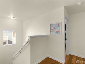 6895 Holly Park Drive S, Seattle WA 98118